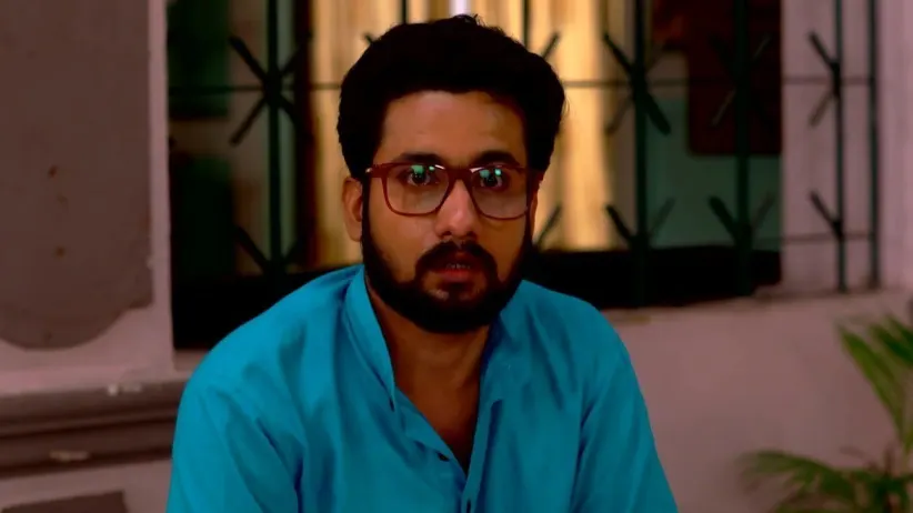 Pawan Bhatia Brings an Injured Urmi Home