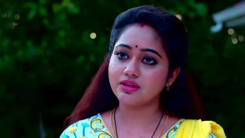 The Lawyer Gives Courage to Jyothirmayi