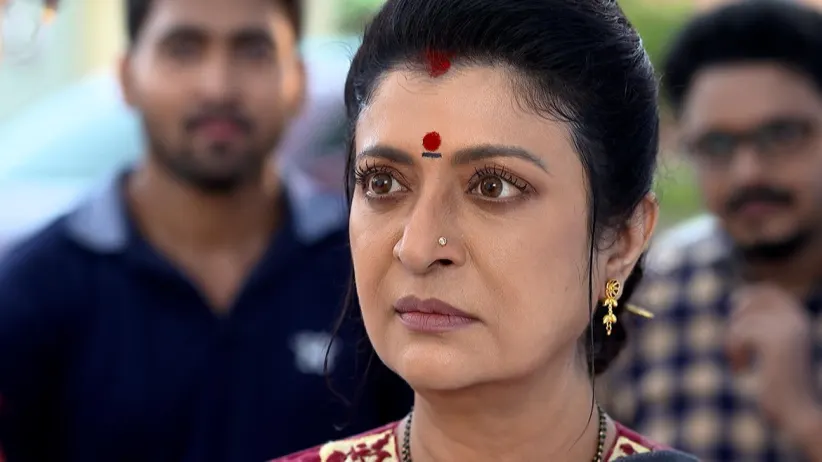 Jaya Collects Donation for the Puja