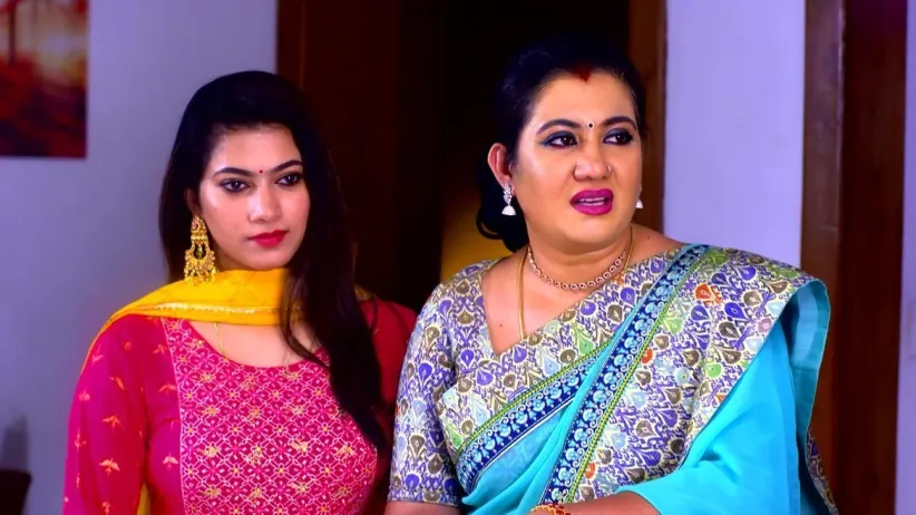 Ragini Insults Bhagyalakshmi