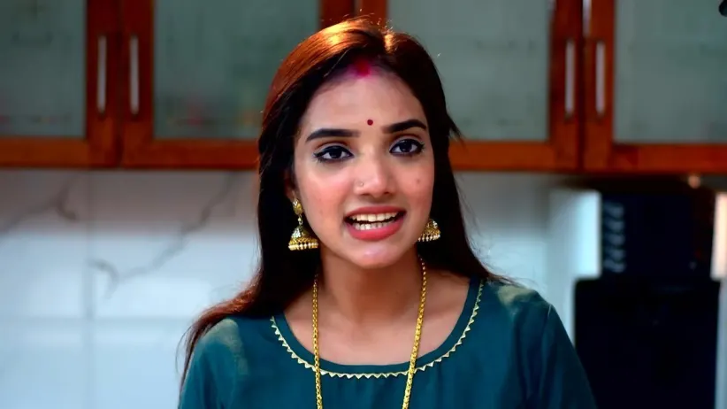 Ragini Scolds Deepa