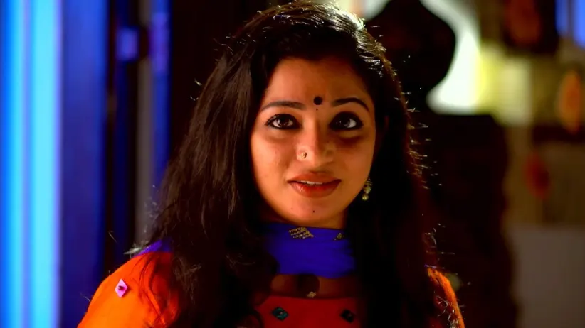 Sreelakshmi Corrects Sandra