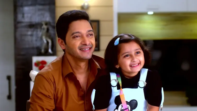 Pari Accompanies Yash and Neha to the Picnic