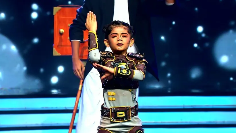 Nidhi's Performance Impresses the Judges