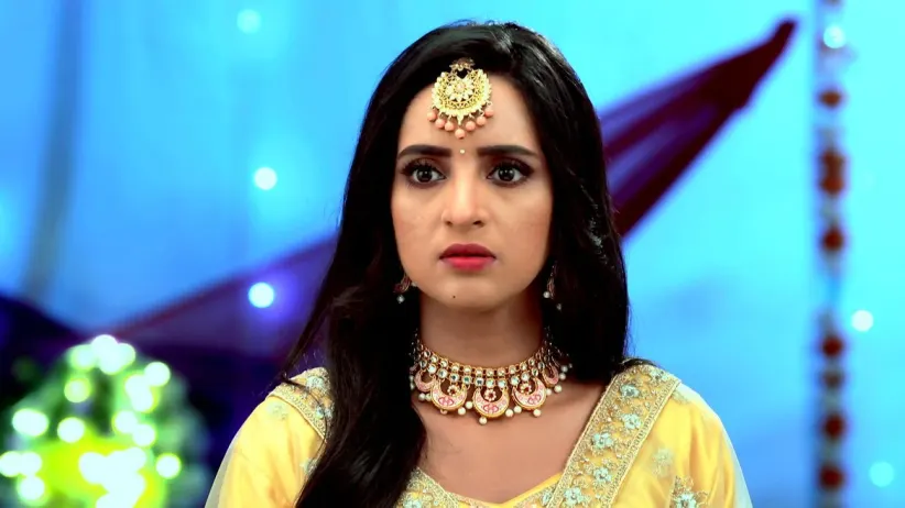 Bhairavi Arrives at the Mehra House