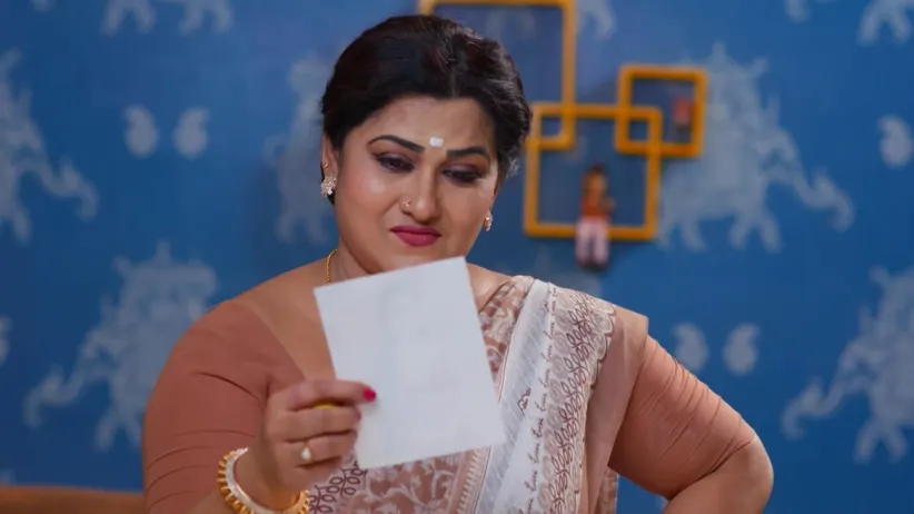 Sumangali Provokes Anu and Keerthi