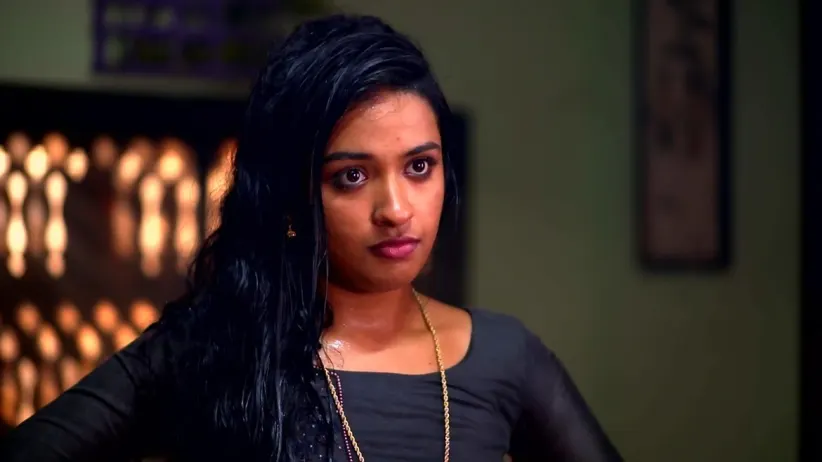 Vishnu Advises Shalini