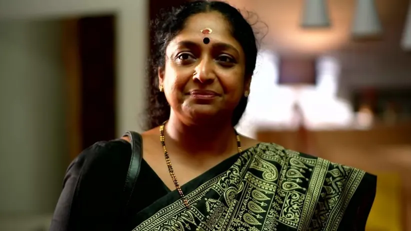 Shalini Apologises to Sharada