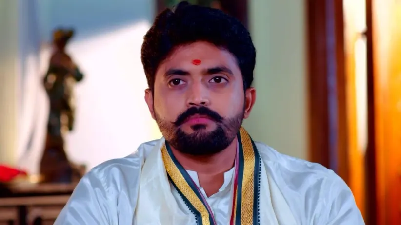 Vasundhara Introduces Vanaja to Revathi