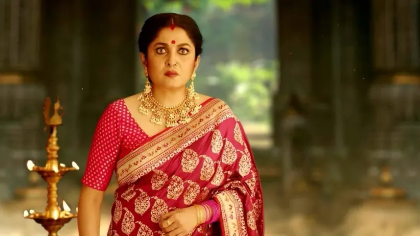 Nagini Saves Bhavani