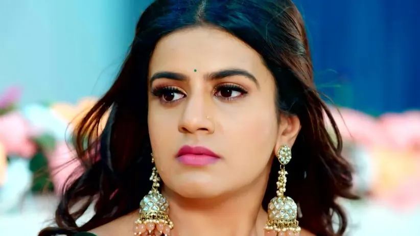 Vishal Suspects Shivani's Behaviour