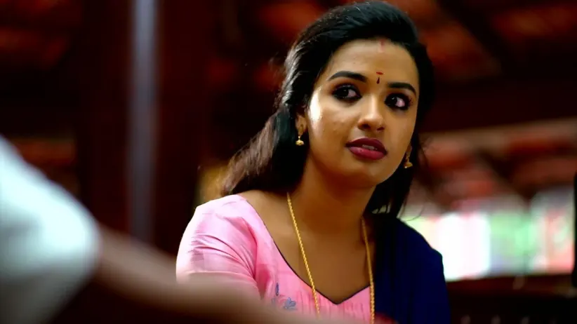 Shalini Tends to Raghavan