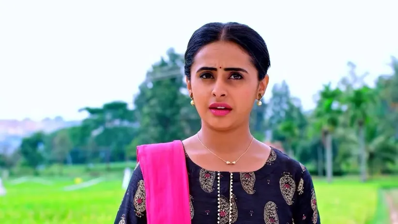 Purusi's Act in front of Murali's Family