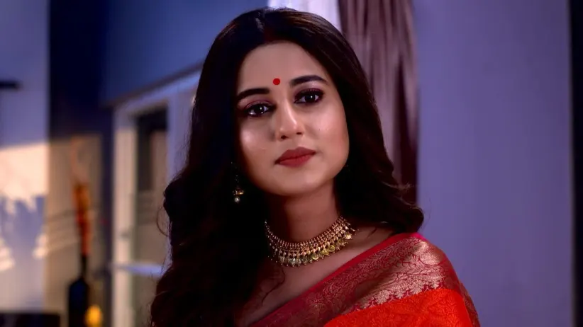 Dadi Gets Upset with Radhika
