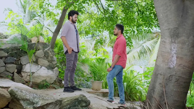 Vikrant Saves Dhruva's Life