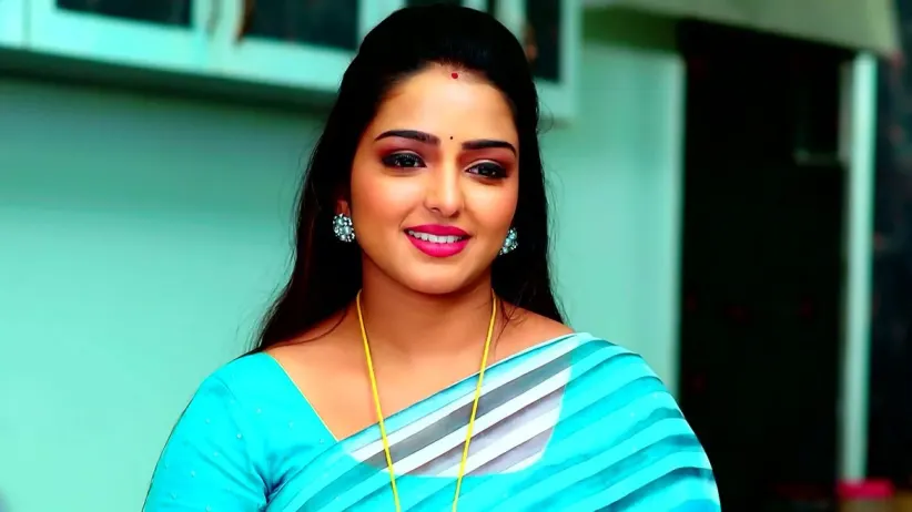 Rekha Proposes a Family Trip