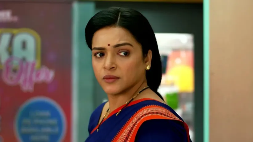 Shilpi Refuses to Pay Mayuri's Fee
