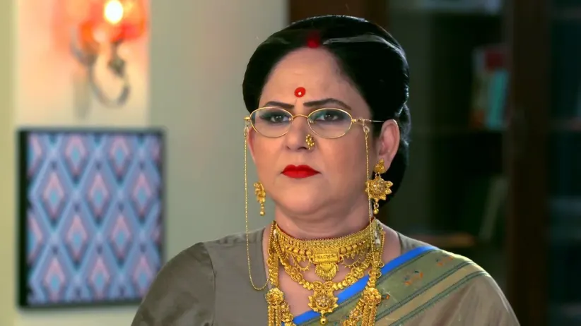 Chandrika Impresses Neela
