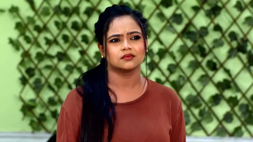 Tina Defends Samresh