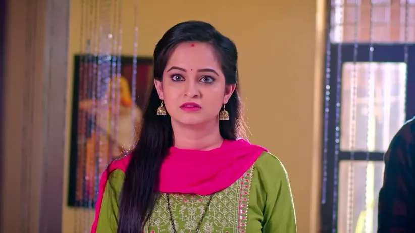 Sandhya Argues with Her Father-in-law