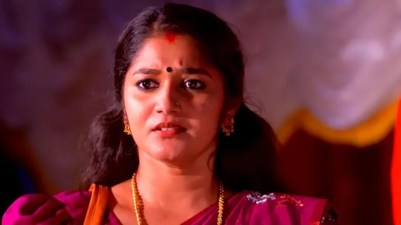 Rekha Expresses Her Desire to Raghu Varman