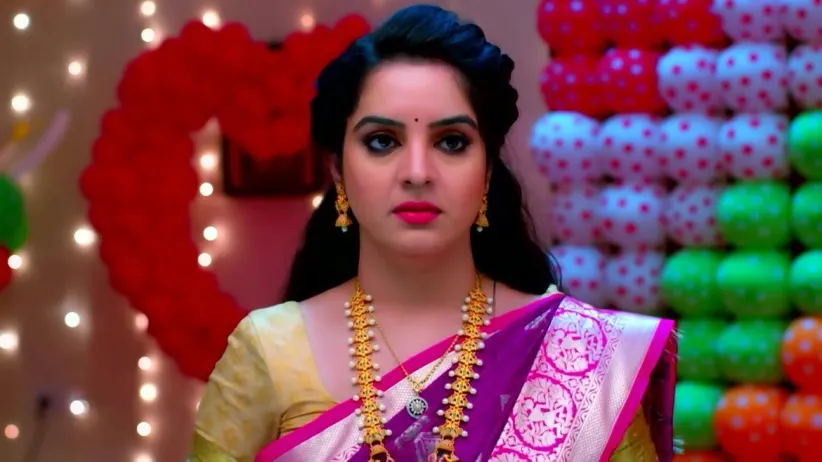 Sumangala Praises Karthika