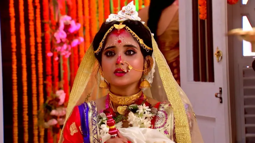 Siddharth Goes to See Torsha at the Hospital