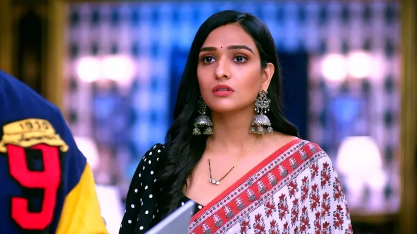 Soniya Overhears Lakshmi and Rishi