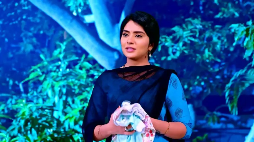Ramya's Gift Makes Anu Emotional