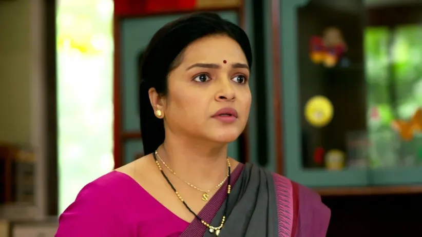 Shilpi Accuses Mayuri of Stealing the Money