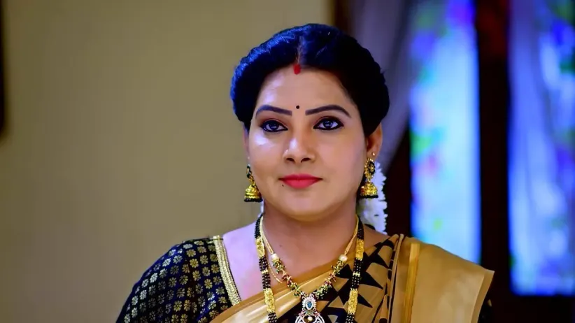 Jayanthi Welcomes the Ascetic