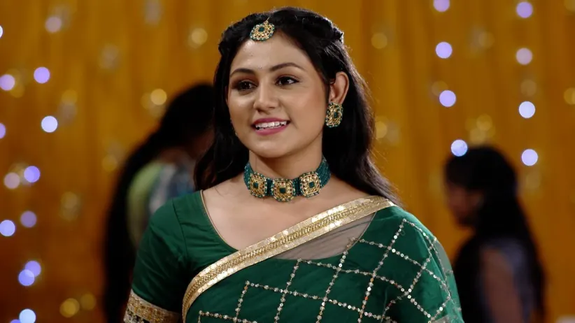 Gita Threatens Rajeshwari