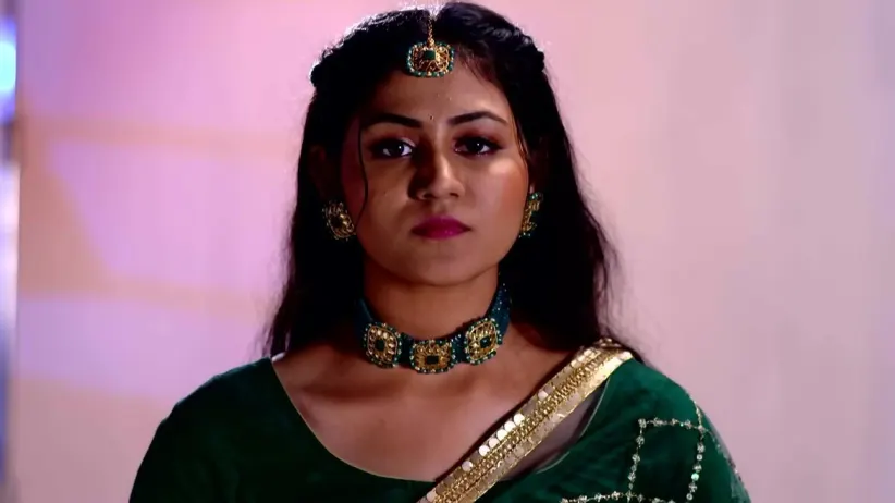 Bishnu's Friend Manipulates Devraj