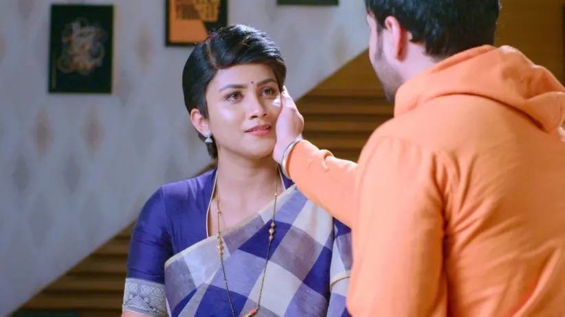 Sathya Gets Injured while Saving Sita