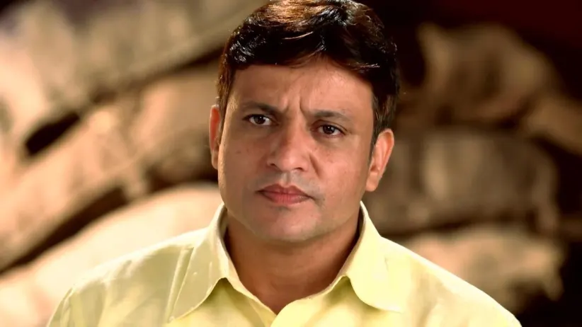Madhu Saves Ankur from the Police