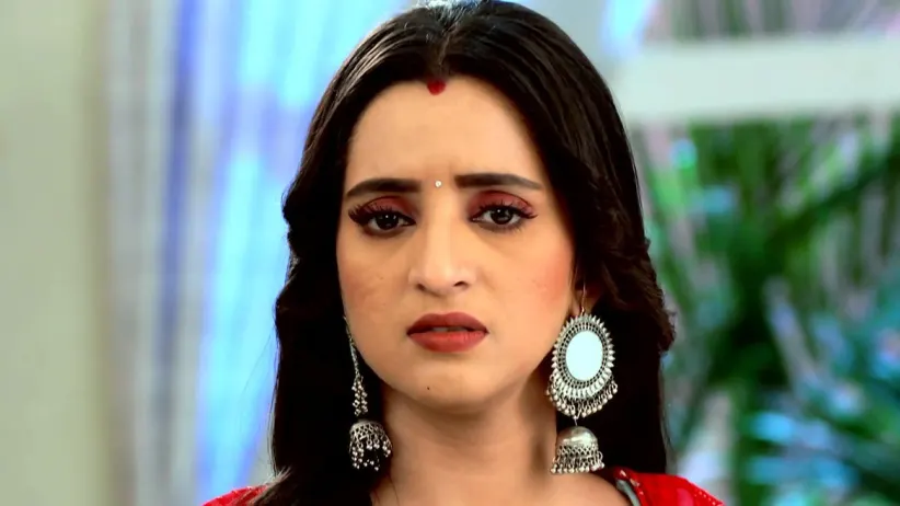 Geet Makes a Promise to Bhairavi