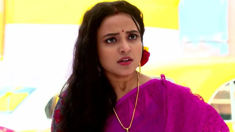 Gayetri Goes to Urmi's Function
