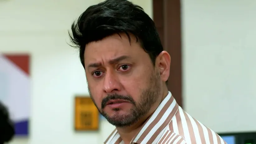 Saurabh Panics as Anamika Gets Shot