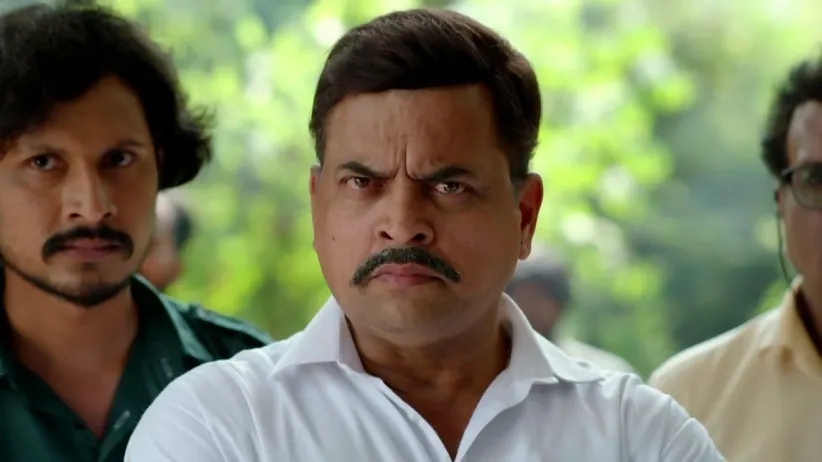Renuka Threatens Vaijayanti