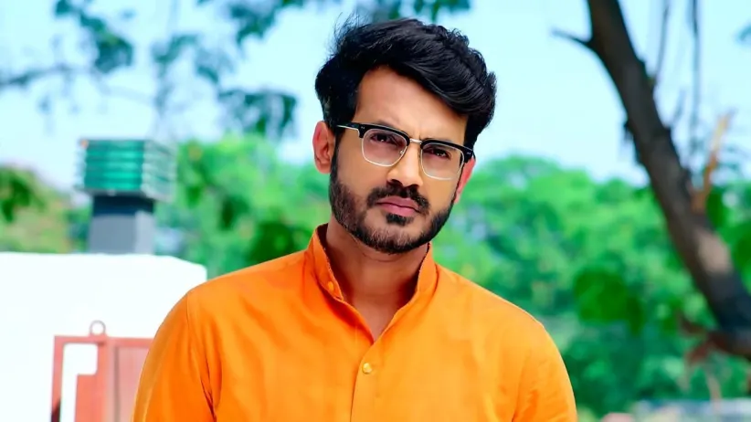 Rajendra Divides the House in Half