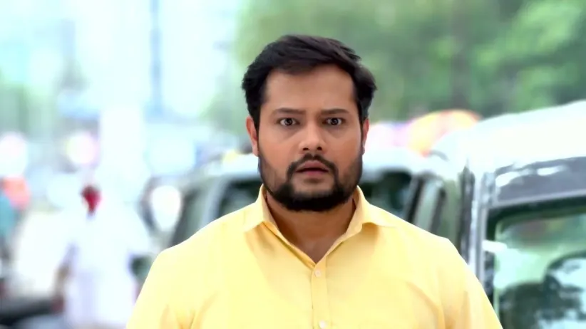 Pari Refuses to Accompany Paranjape | Mazhi Tuzhi Reshimgaath