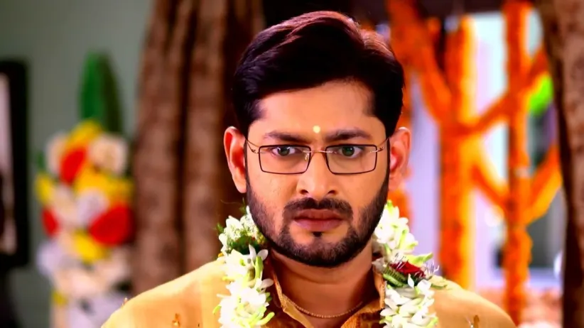 Shubhra Fails to Speak to Jui