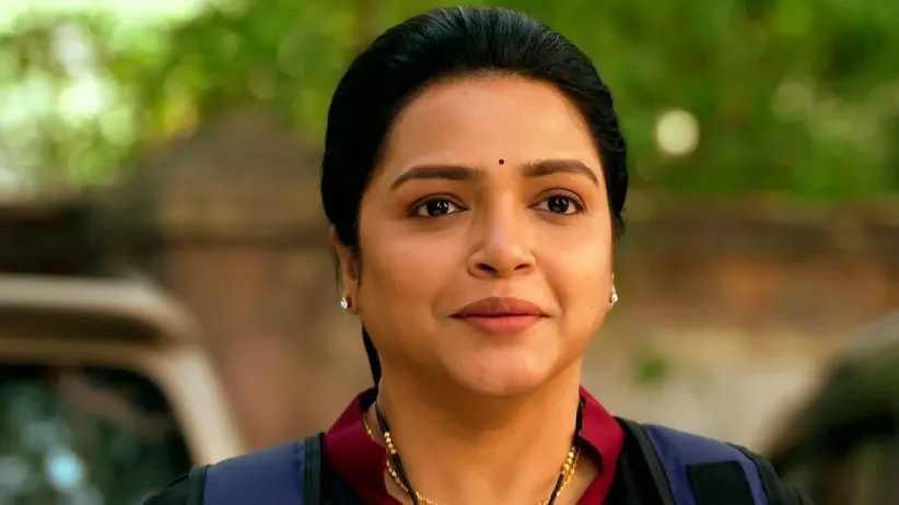 Ashwini Offers Free Service to Her First Client