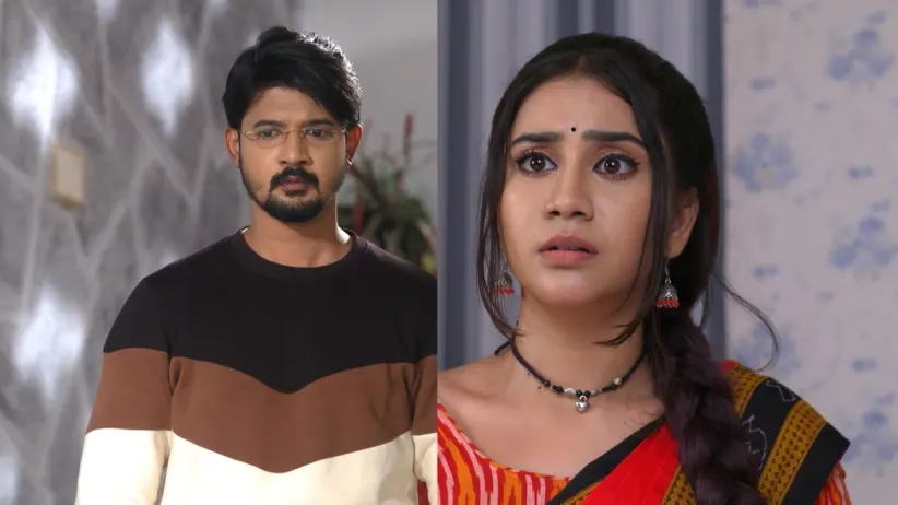 Parvati Defends Siddharth