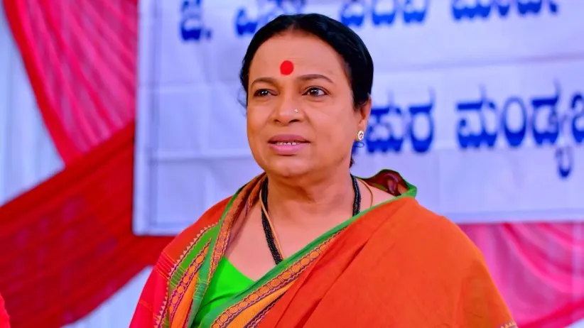 Rajeshwari Gets Suma's Team's Drink Spiked