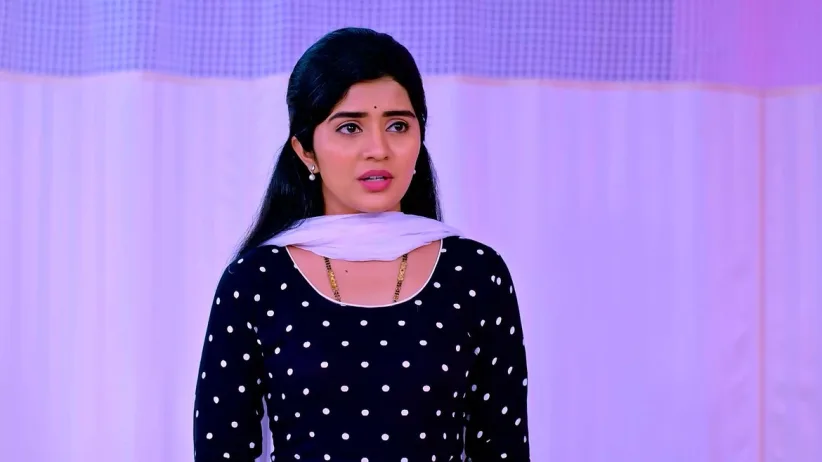 Meera Learns that Aryavardhan Is Alive