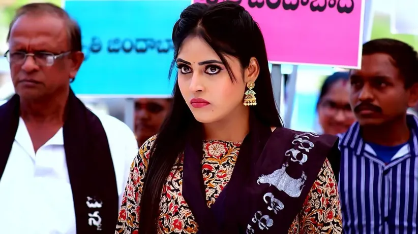 Shruti Fights for Pallavi’s Rights