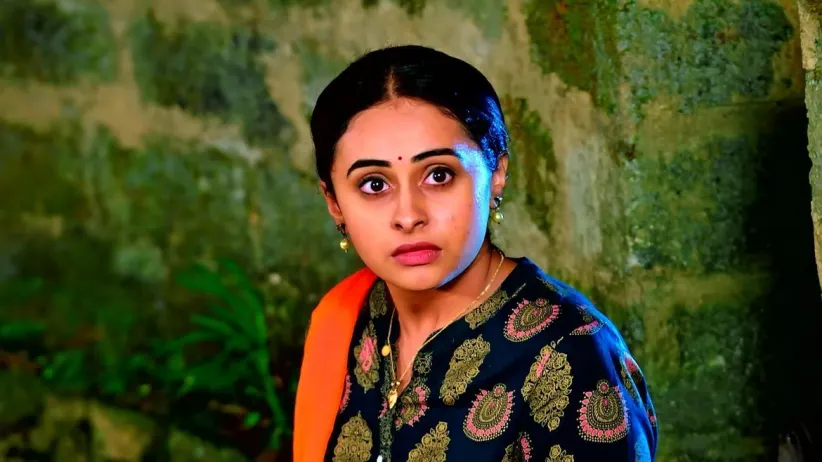 Sneha Thinks about Kanthi
