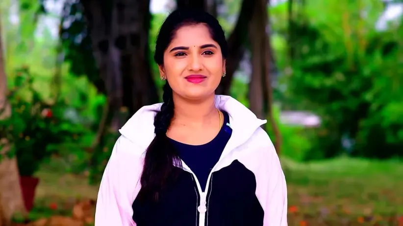 Edukondalu Seeks Divya’s Help