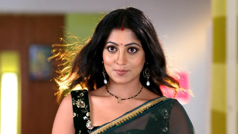 Janki Scolds Bhadra